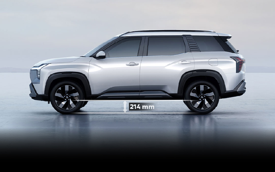 KHOẢNG SÁNG GẦM HÀNG ĐẦU PHÂN KHÚC 214MM