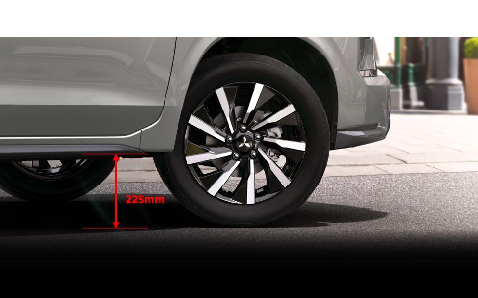 Khoảng Sáng Gầm Lớn 225mm